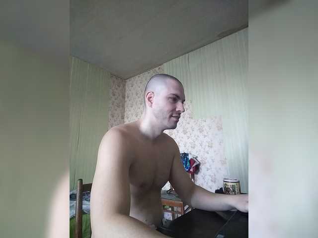 Live sex webcam photo for f1tness-man #294106281