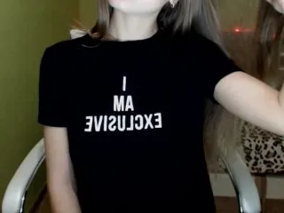 Live sex webcam photo for faerie9999999 #142441873