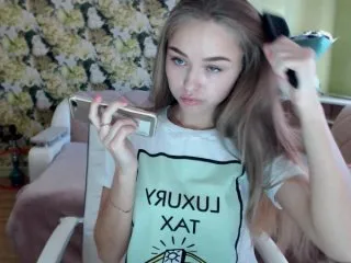 Live sex webcam photo for faerie9999999 #147519982