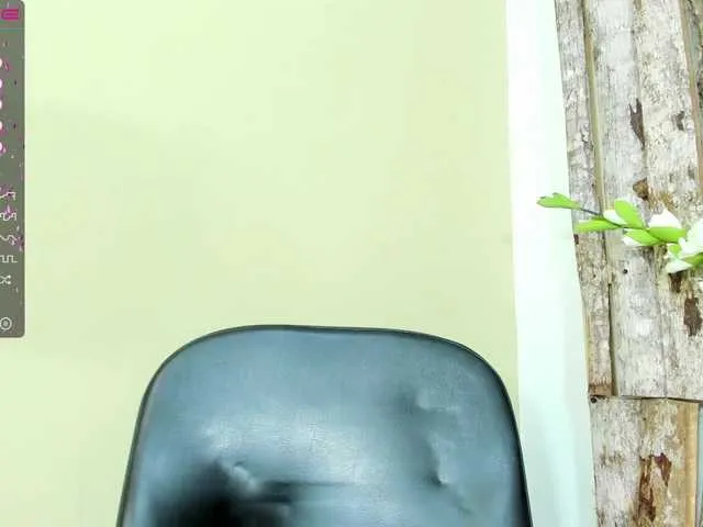 Live sex webcam photo for falakhab- #274327634