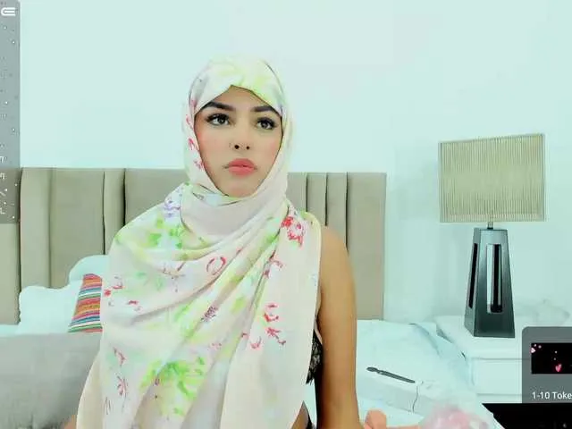 Live sex webcam photo for falakhab- #276997595