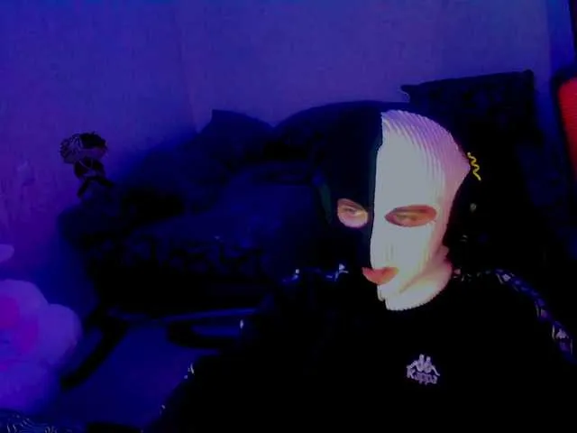 Live sex webcam photo for fame #290702428