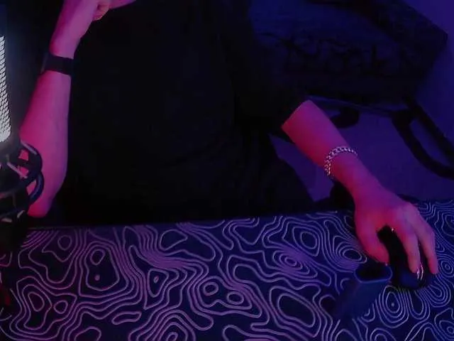 Live sex webcam photo for fame #291813354