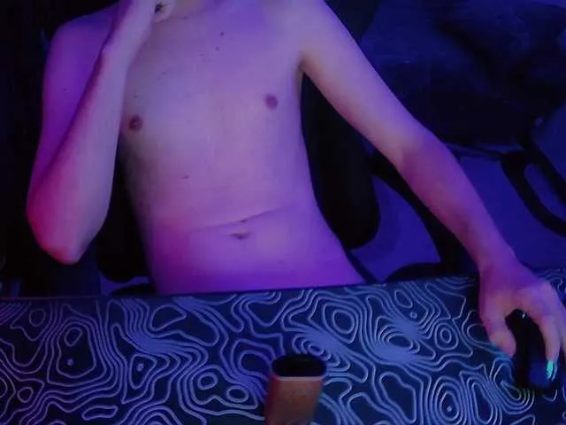 Live sex webcam photo for fame #291910561