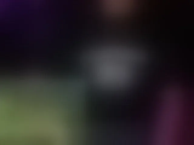 Live sex webcam photo for fame #293351168