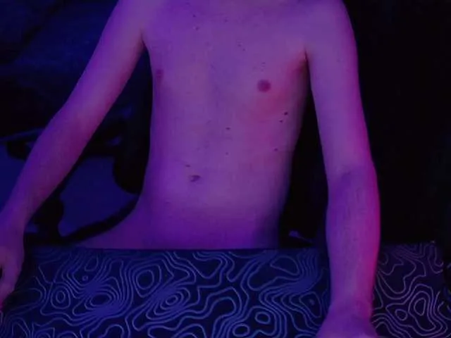 Live sex webcam photo for fame #293424784