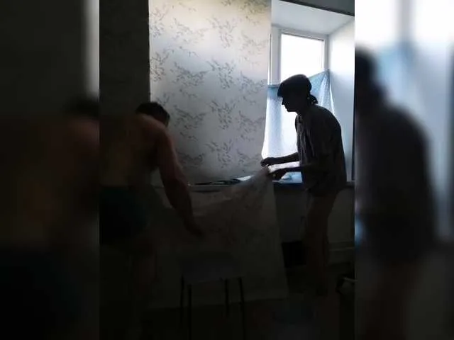 Live sex webcam photo for family2020 #291488244