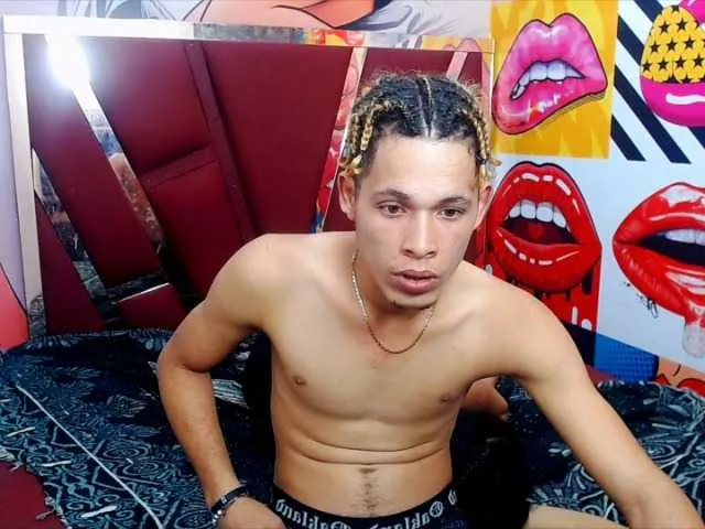 Live sex webcam photo for fantasiesexxx #272196971
