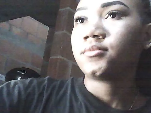 Live sex webcam photo for fariana #291148238