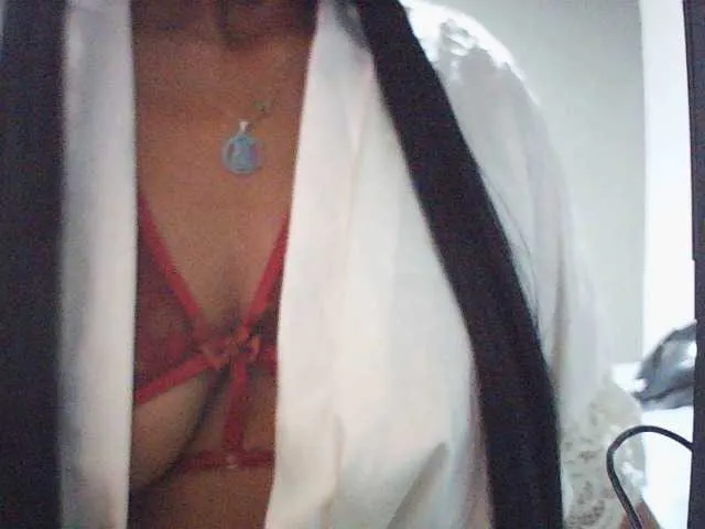Live sex webcam photo for fariana #293598102