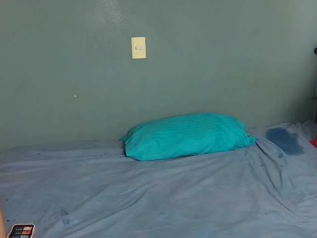 Live sex webcam photo for farianachocolatecrememia #290953727
