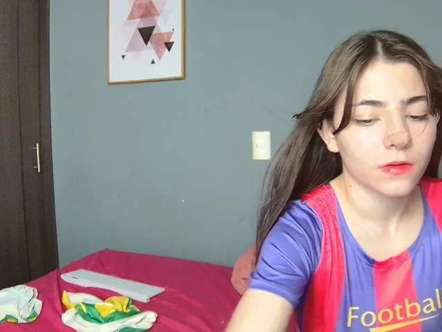 Live sex webcam photo for farianajulie #291197756