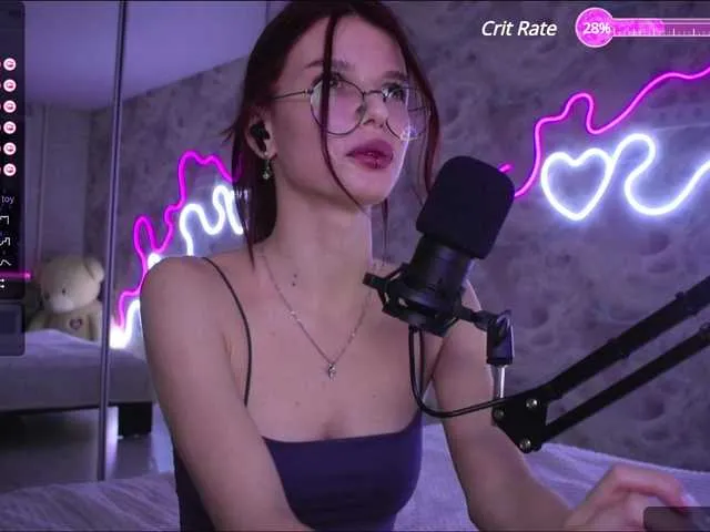 Live sex webcam photo for feeviun2 #277093799