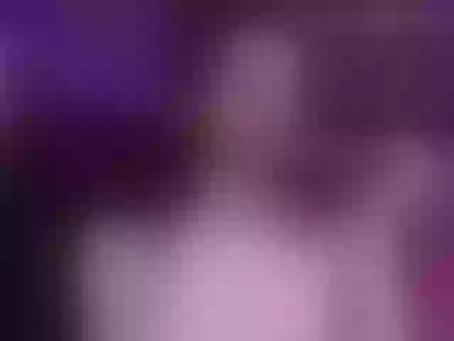 Live sex webcam photo for feeviun2 #277948208