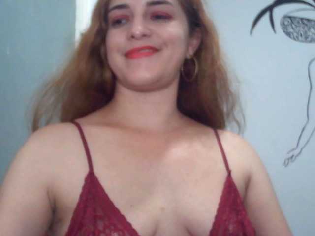 Live sex webcam photo for felinas69 #276755641