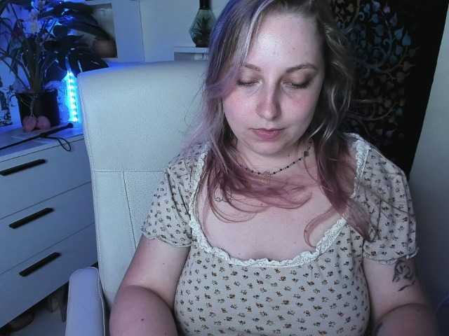 Live sex webcam photo for femmemaggie #276110219