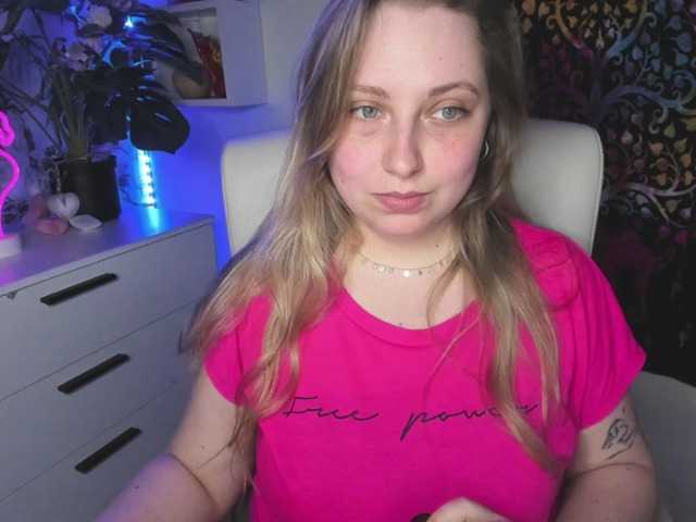 Live sex webcam photo for femmemaggie #277188937