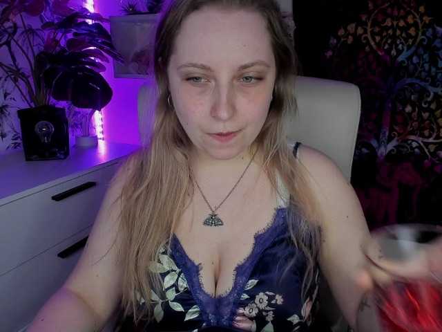 Live sex webcam photo for femmemaggie #277777716