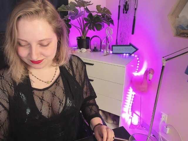 Live sex webcam photo for femmemaggie #278087990