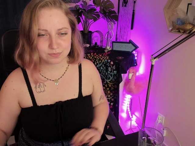 Live sex webcam photo for femmemaggie #278198935