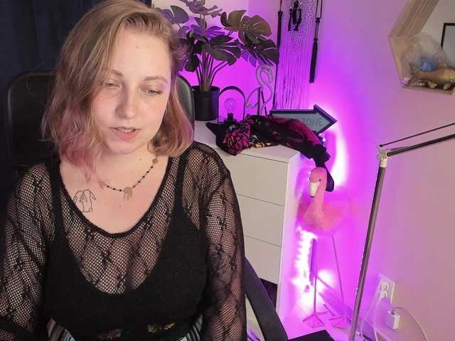 Live sex webcam photo for femmemaggie #278224782