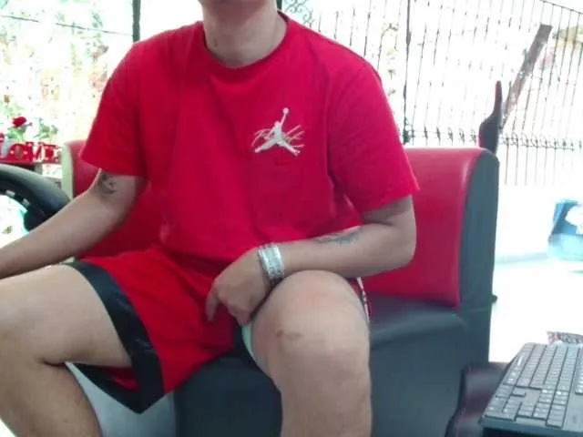Live sex webcam photo for fiery-boy #291366063