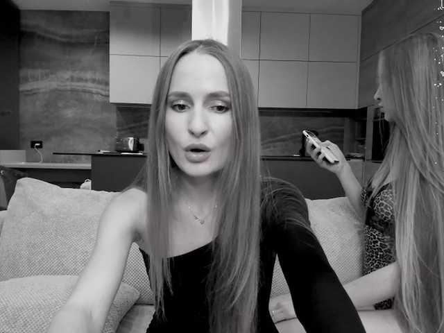 Live sex webcam photo for fire-girls #271899386