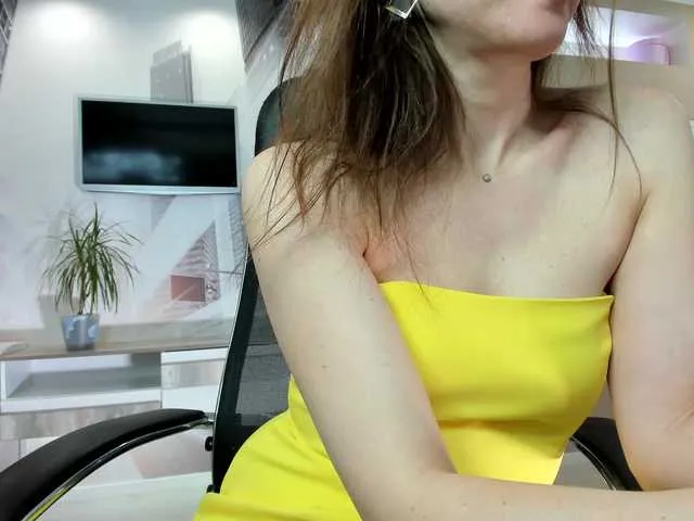 Live sex webcam photo for firstMaja #290748997