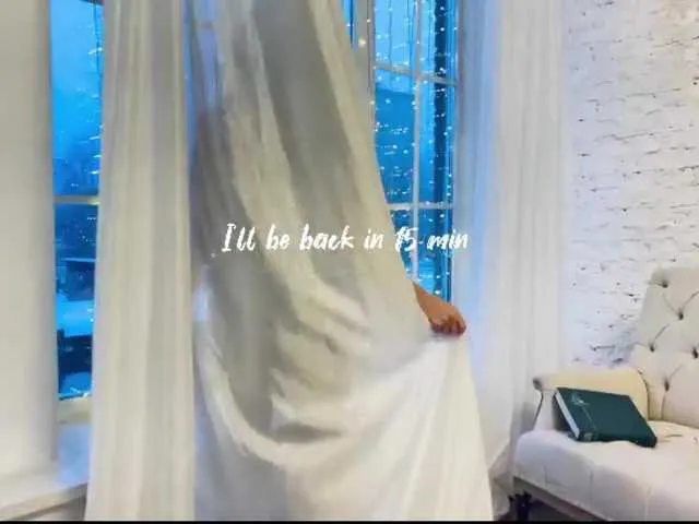 Live sex webcam photo for firstMaja #291685570