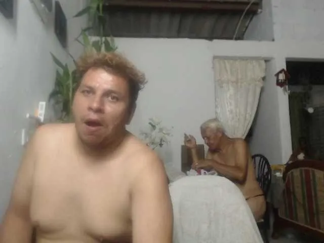 Live sex webcam photo for fistinsexfuture #277473196