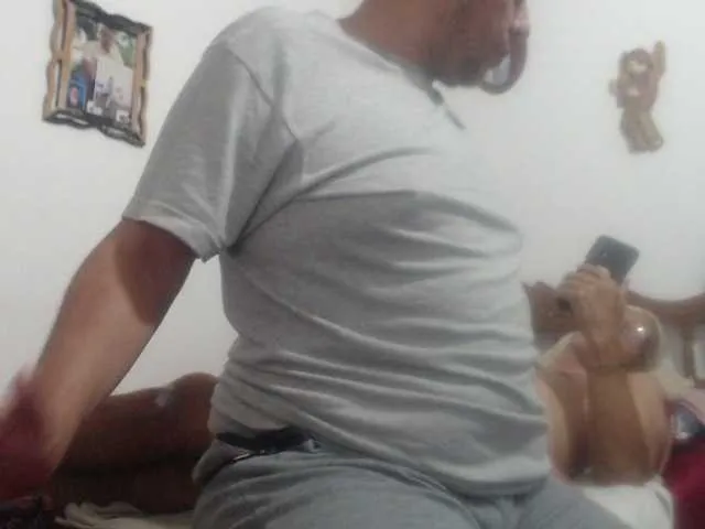 Live sex webcam photo for fistinsexfuture #277761304