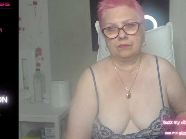 Live sex webcam photo for flamepussy #275591665