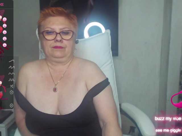 Live sex webcam photo for flamepussy #276529614