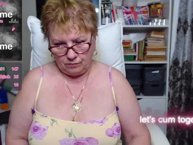 Live sex webcam photo for flamepussy #290407508