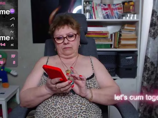 Live sex webcam photo for flamepussy #290594915