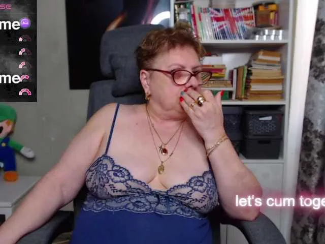 Live sex webcam photo for flamepussy #290702623