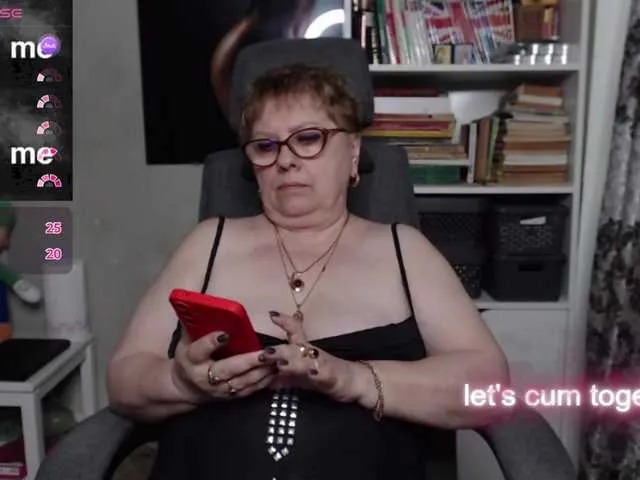 Live sex webcam photo for flamepussy #291252960