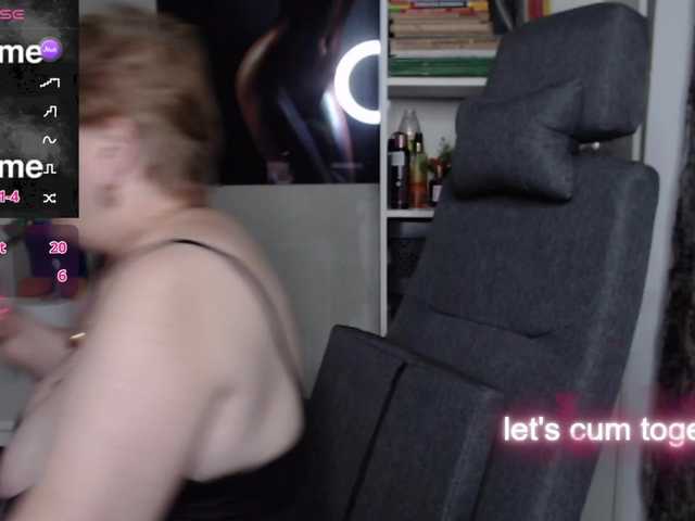 Live sex webcam photo for flamepussy #291563510