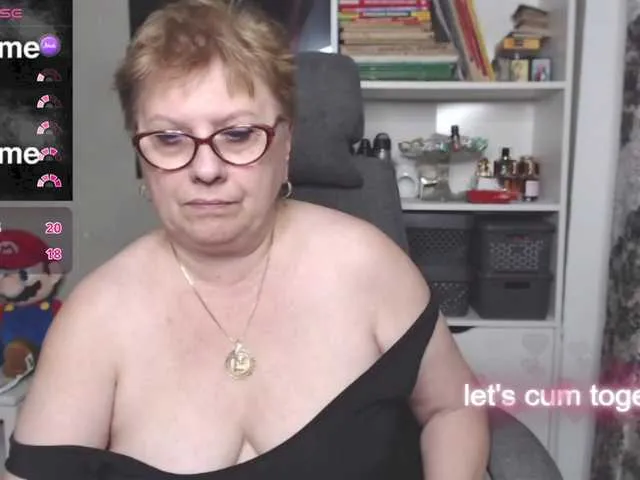 Live sex webcam photo for flamepussy #292300851