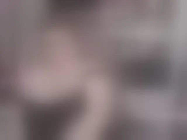 Live sex webcam photo for flamepussy #292793506
