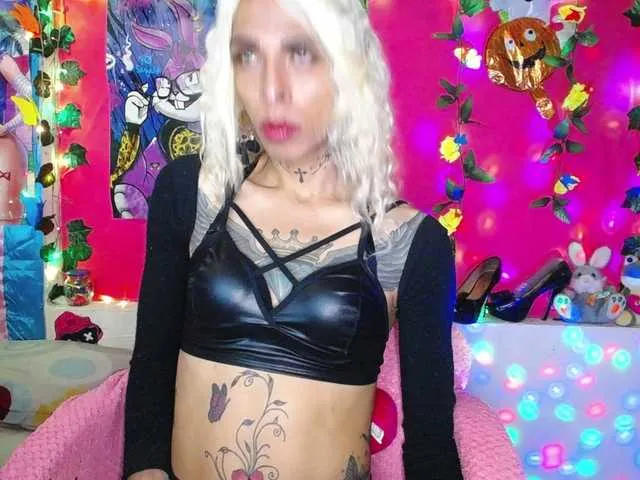 Live sex webcam photo for flaquitacoral #292280763