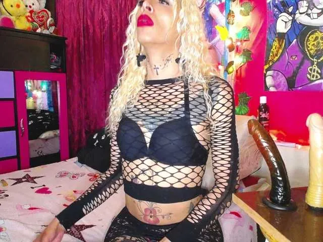 Live sex webcam photo for flaquitacoral #292337754