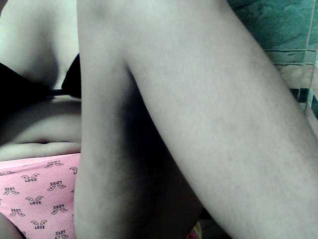 Live sex webcam photo for flowerhairypinay #291249212