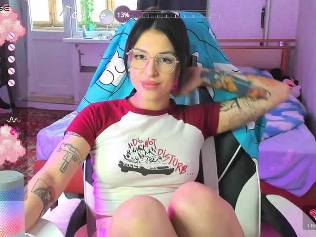 Live sex webcam photo for folinskaayaa #291076039