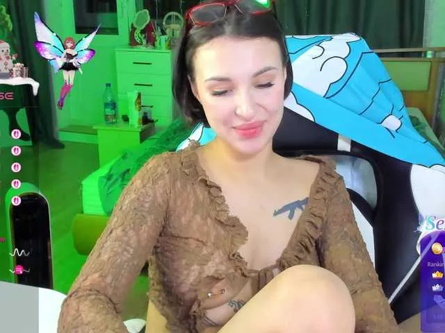 Live sex webcam photo for folinskaayaa #292548012