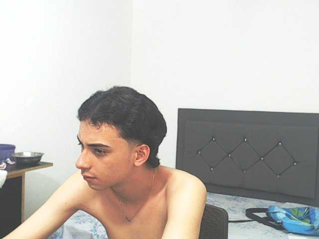 Live sex webcam photo for francixhh #276229891