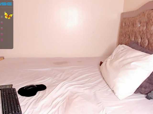 Live sex webcam photo for freakyjes #275853936