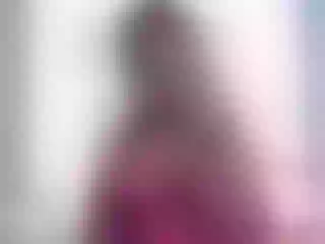 Live sex webcam photo for friendsmom #290536753