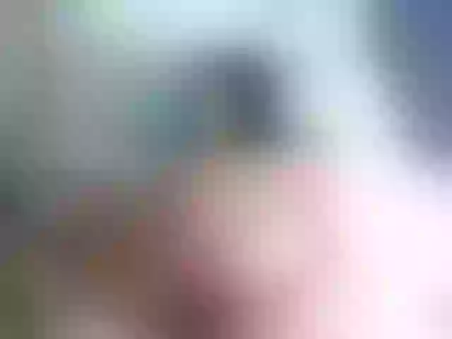 Live sex webcam photo for friendsmom #290549673