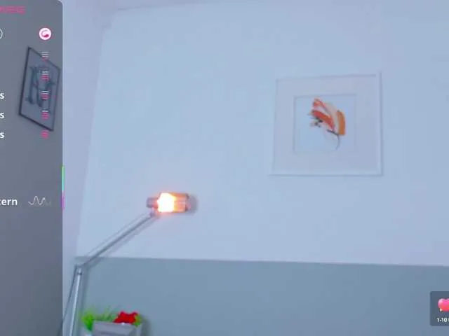 Live sex webcam photo for friendsmom #291344244